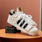 LEGO 10282 adidas Originals Superstar