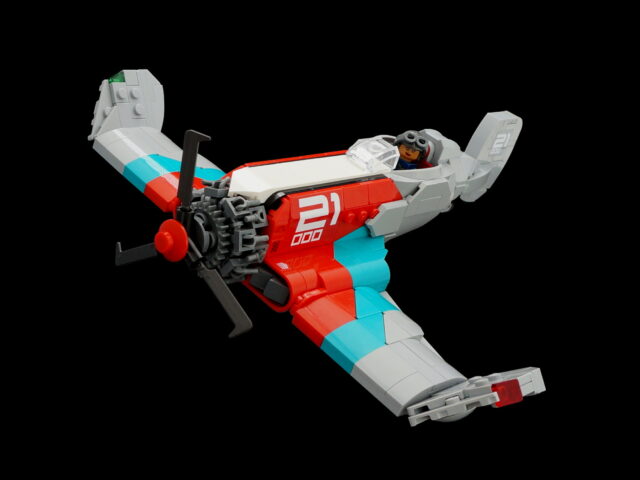 LEGO Skyracer