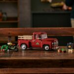 LEGO 10290 Pickup truck