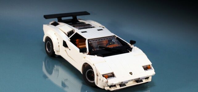 LEGO 10295 OSM Lamborghini Countach