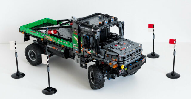 Review LEGO Technic 42129 Mercedes-Benz Zetros