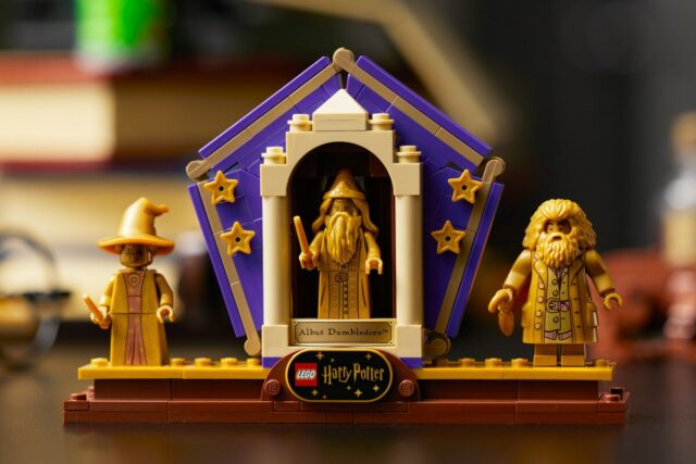 LEGO Harry Potter 76391 Hogwarts Icons