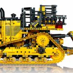 LEGO Technic 42131 App-Controlled CAT D11 Bulldozer