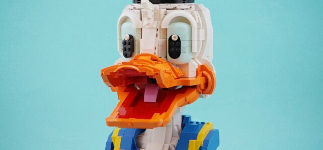 LEGO Donald Duck