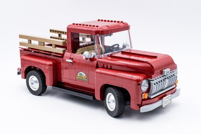 Review LEGO 10290 Pickup Truck