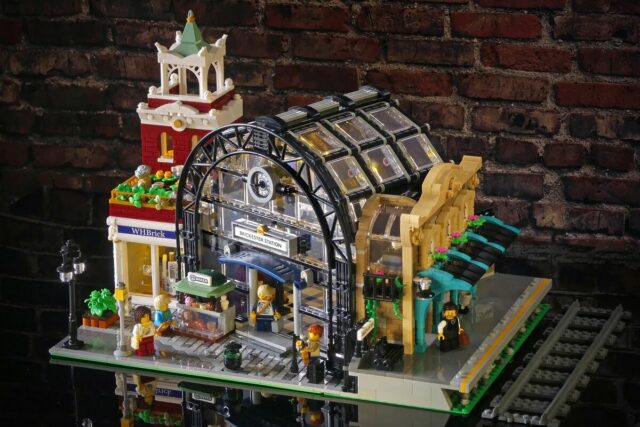 Gare LEGO Modular Lepralego