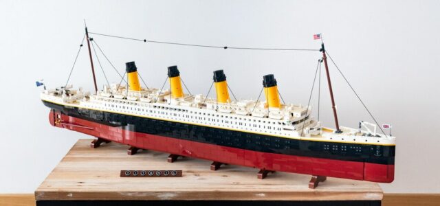 Review LEGO 10294 Titanic