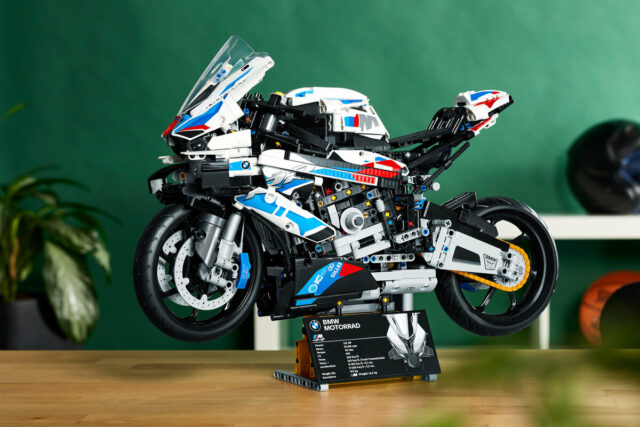 LEGO Technic 42130 BMW M 1000 RR