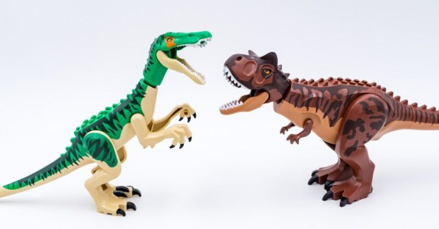LEGO Jurassic World Baryonyx Carnotaurus