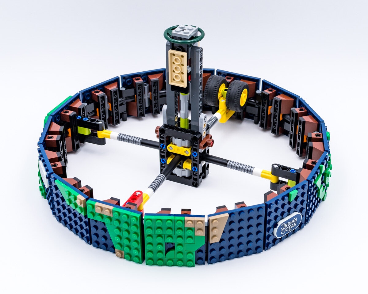 LEGO Ideas 21332 pas cher, Le globe terrestre