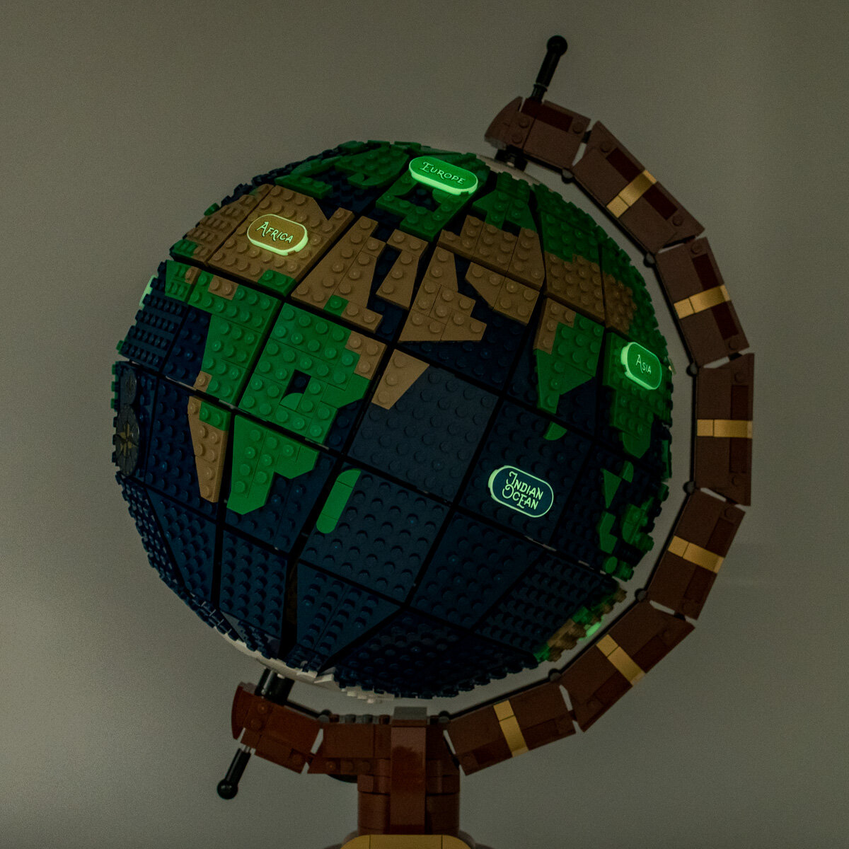 Lego Ideas - Le Globe Terrestre (21332)