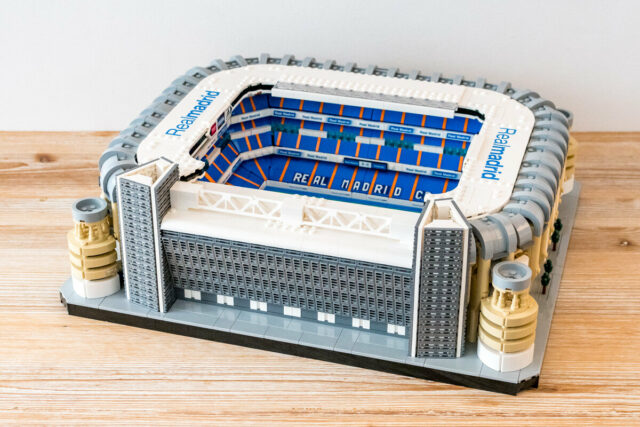 Review LEGO 10299 Real Madrid Santiago Bernabéu Stadium