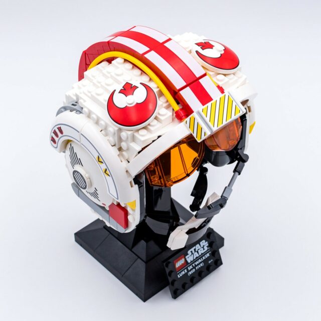 Review LEGO 75327 Luke Skywalker Red Five Helmet