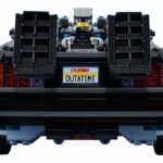 LEGO 10300 Back to the Future Time Machine DeLorean