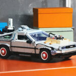 LEGO 10300 Back to the Future Time Machine DeLorean
