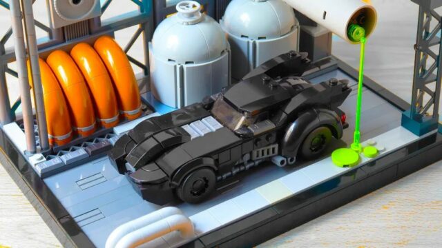 LEGO 1989 Arkham Batmobile