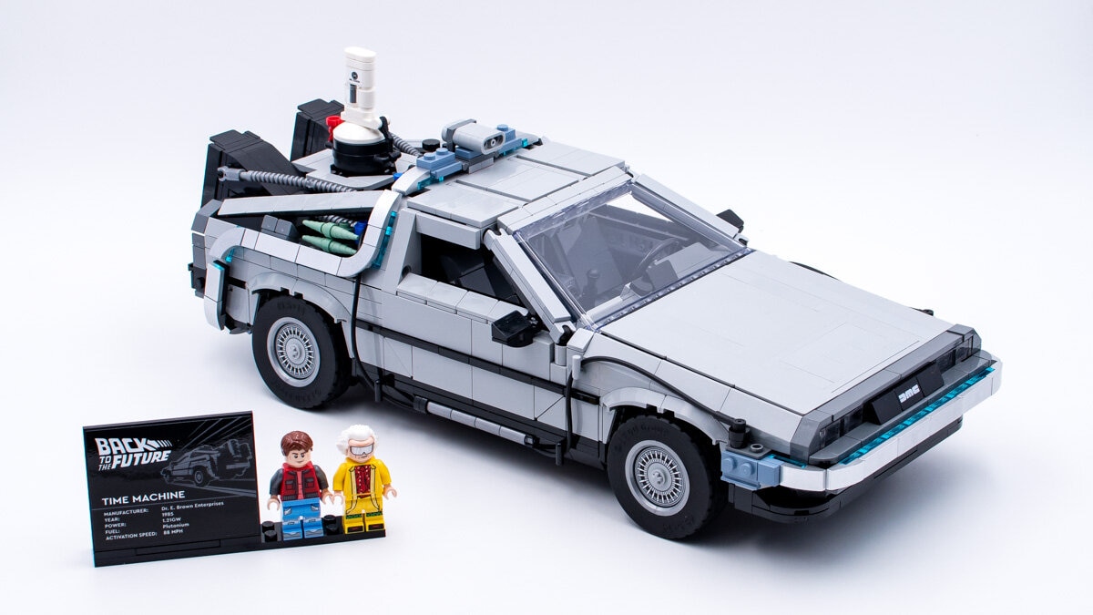 Lego fait un Retour vers le futur – L'annuel de l'automobile