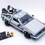 Review LEGO 10300 Back to the Future Time Machine DeLorean