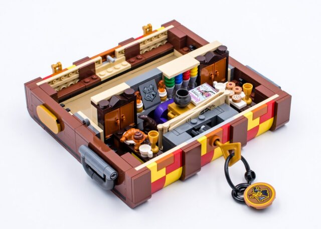 Review LEGO Harry Potter 76399 Hogwarts Magical Trunk