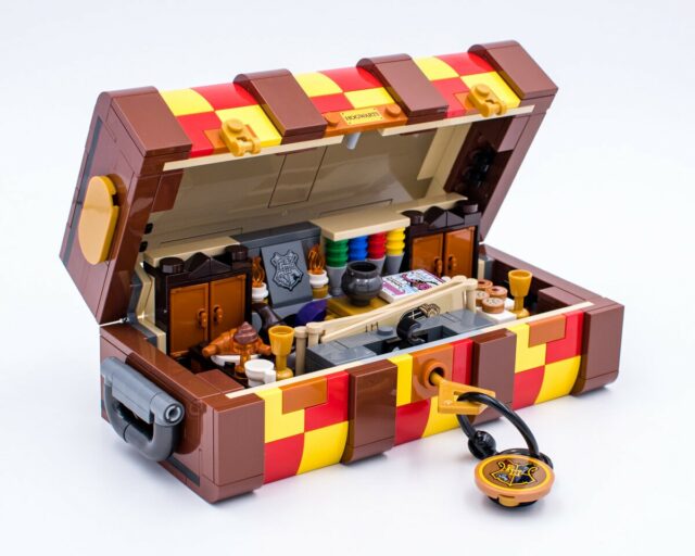 Review LEGO Harry Potter 76399 Hogwarts Magical Trunk