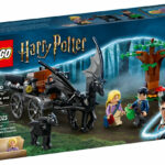 LEGO Harry Potter 76400 Hogwarts Carriage and Thestrals