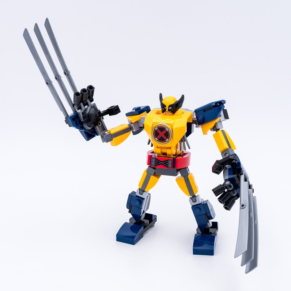 Review LEGO 76202 Wolverine Mech Armor