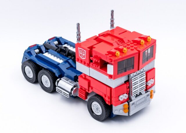 Review LEGO Transformers 10302 Optimus Prime