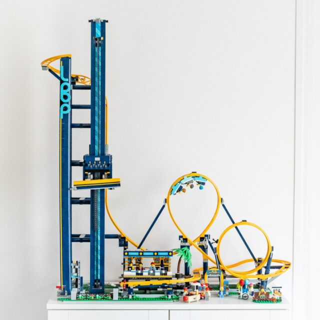 Review LEGO Icons 10303 Loop Coaster