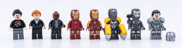 Review LEGO Marvel 76216 Iron Man Armory