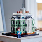 LEGO 40521 Mini Disney The Haunted Mansion