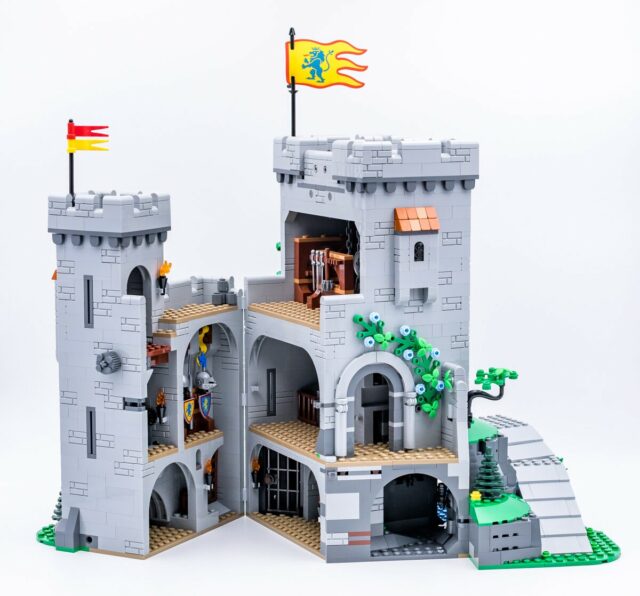 Review LEGO 10305 Lion Knights Castle