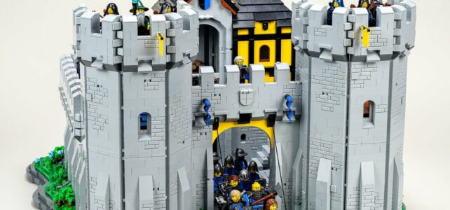 LEGO Castle 6074 Black Falcon's Fortress remake