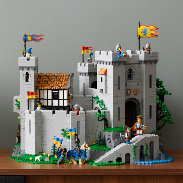 LEGO CON 2022 : Nouveauté LEGO 10305 Lion Knights' Castle, l'annonce  officielle ! - HelloBricks