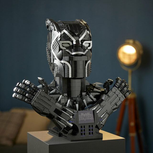 Review LEGO Marvel 76215 Black Panther - HelloBricks