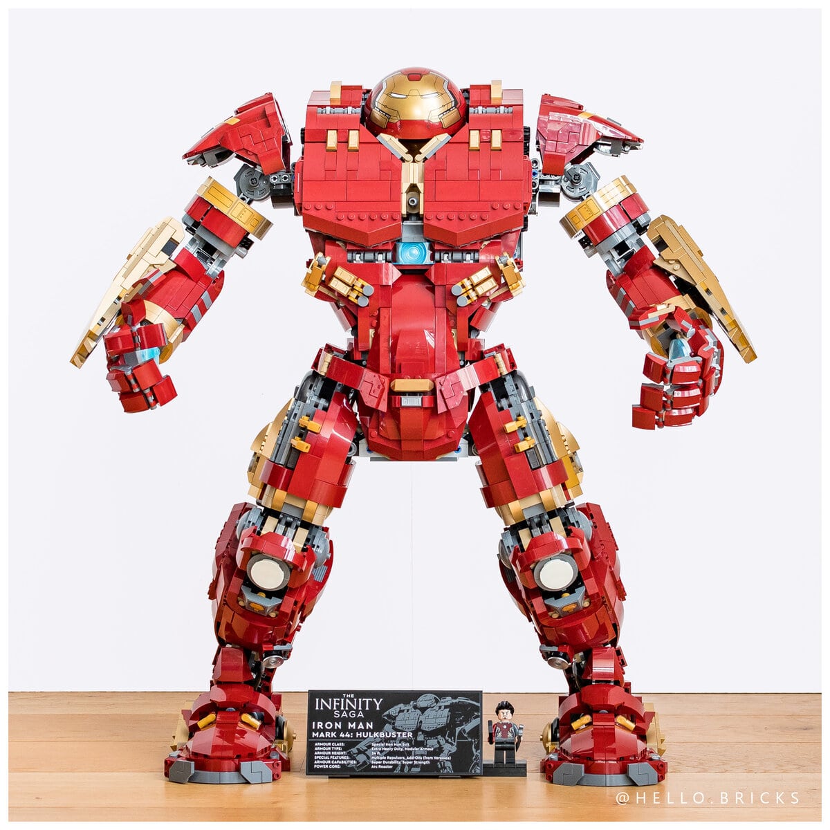 LEGO Marvel 76210 pas cher, L'armure Hulkbuster​