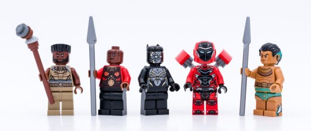 Review LEGO Marvel 76214 Black Panther : War on the Water