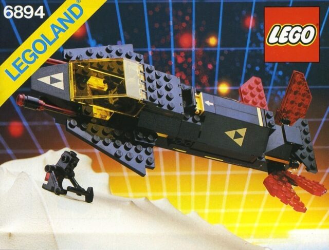 LEGO Blacktron 6894 Invader