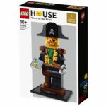 LEGO House 2023 40504 Pirate Minifigure Tribute