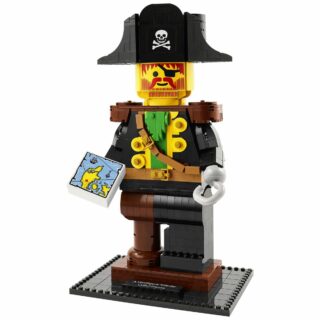 LEGO House 2023 40504 Pirate Minifigure Tribute