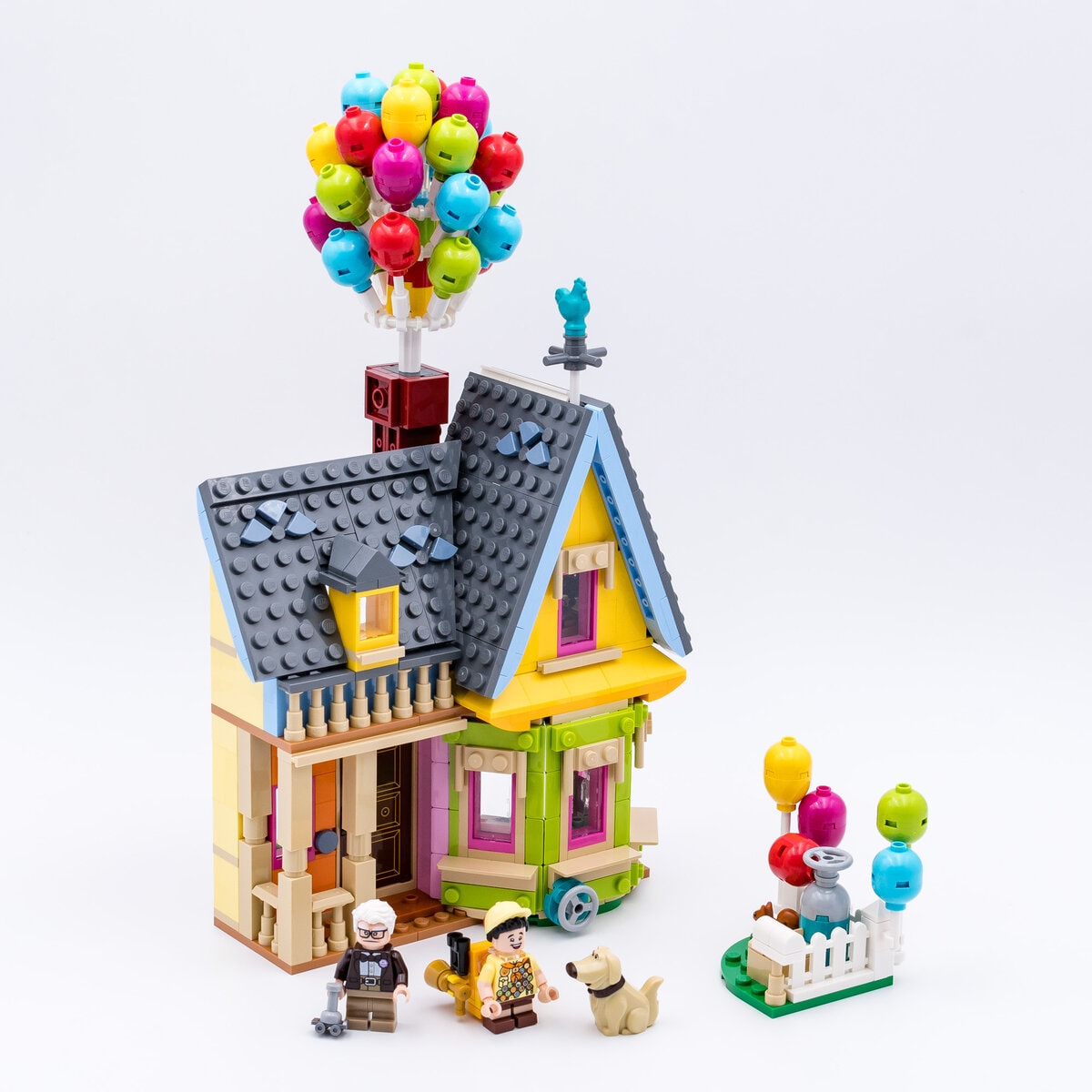 Review LEGO Disney 43217 Up House - HelloBricks