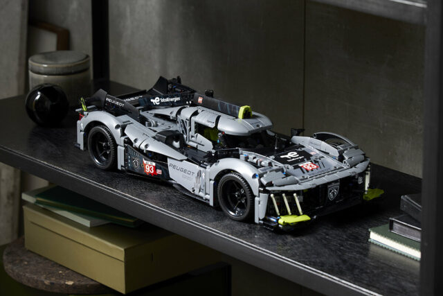 LEGO Technic 42156 Peugeot 9X8 Hypercar