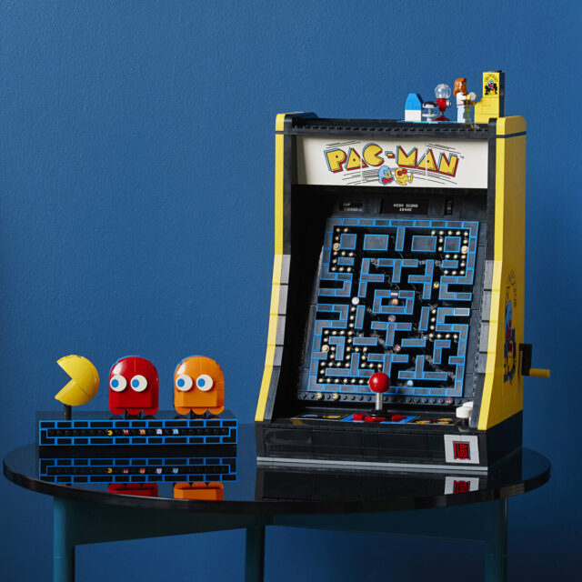LEGO Icons 10323 PAC-MAN Arcade Machine