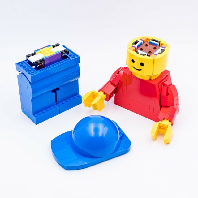 Review LEGO 40649 Up-Scaled LEGO Minifigure