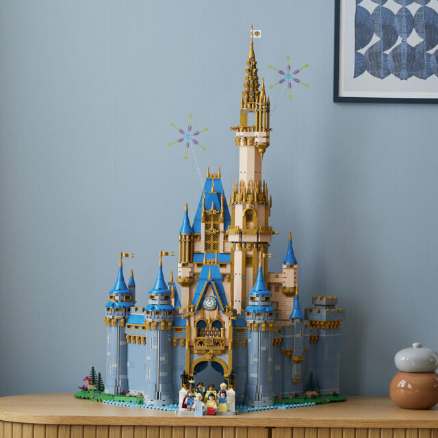 LEGO 43222 Disney Castle