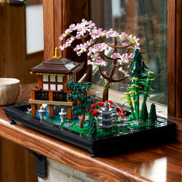 LEGO Icons 10315 Tranquil Garden