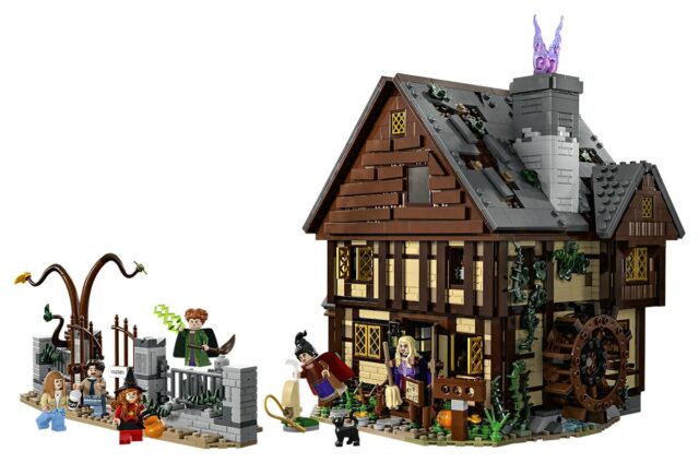 LEGO Ideas 21341 Disney Hocus Pocus - The Sanderson Sisters' Cottage