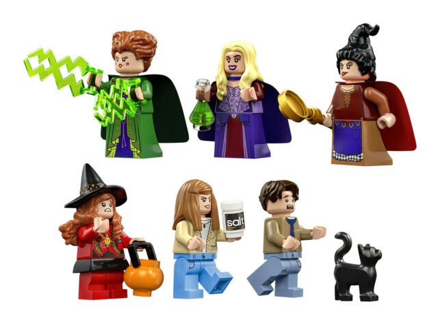 LEGO Ideas 21341 Disney Hocus Pocus - The Sanderson Sisters' Cottage