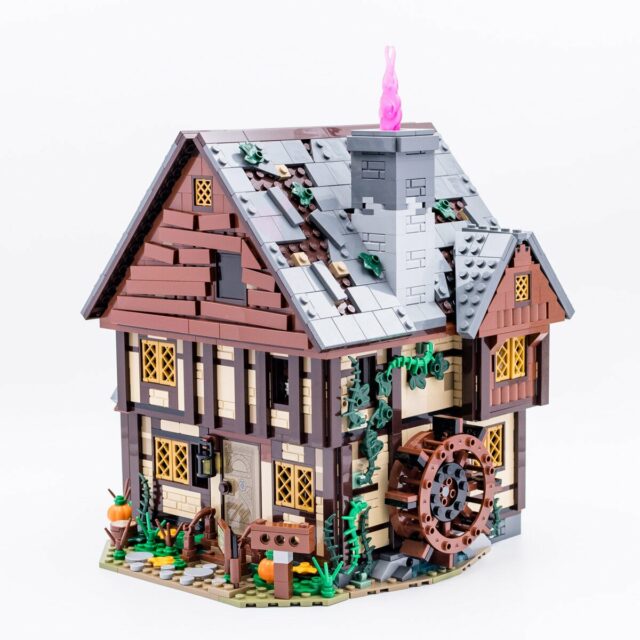 Review LEGO Ideas 21341 Disney Hocus Pocus