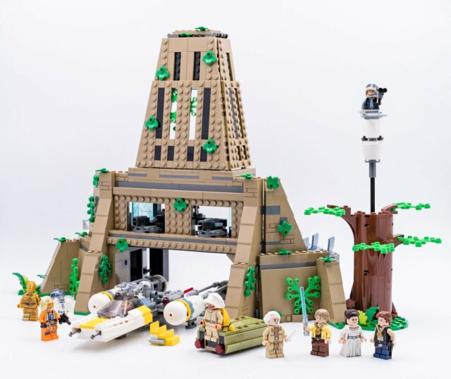 Review LEGO Star Wars 75365 Yavin 4 Rebel Base