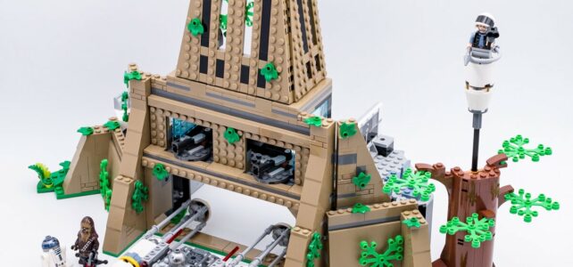 Review LEGO Star Wars 75365 Yavin 4 Rebel Base - HelloBricks